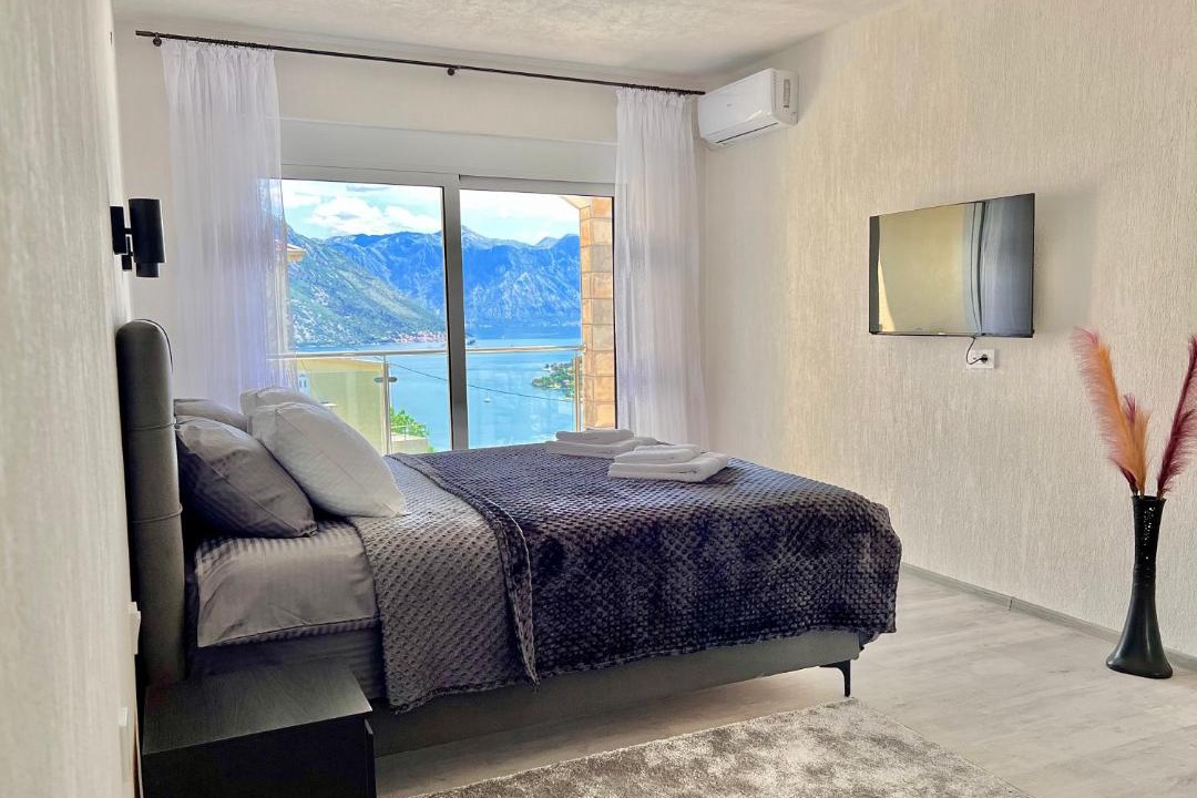 Photo of Bedroom in Morinj