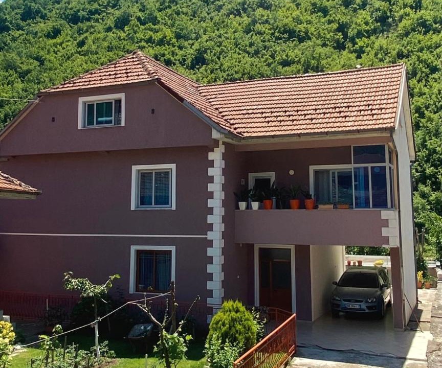 Photo of Others in Diber