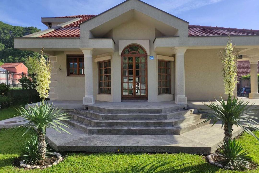 Photo of Others in Donje Polje