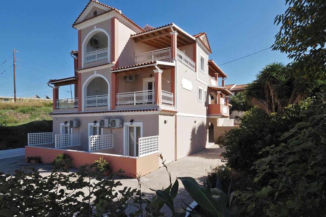 Photo of Others in Agios Stefanos Avliotes