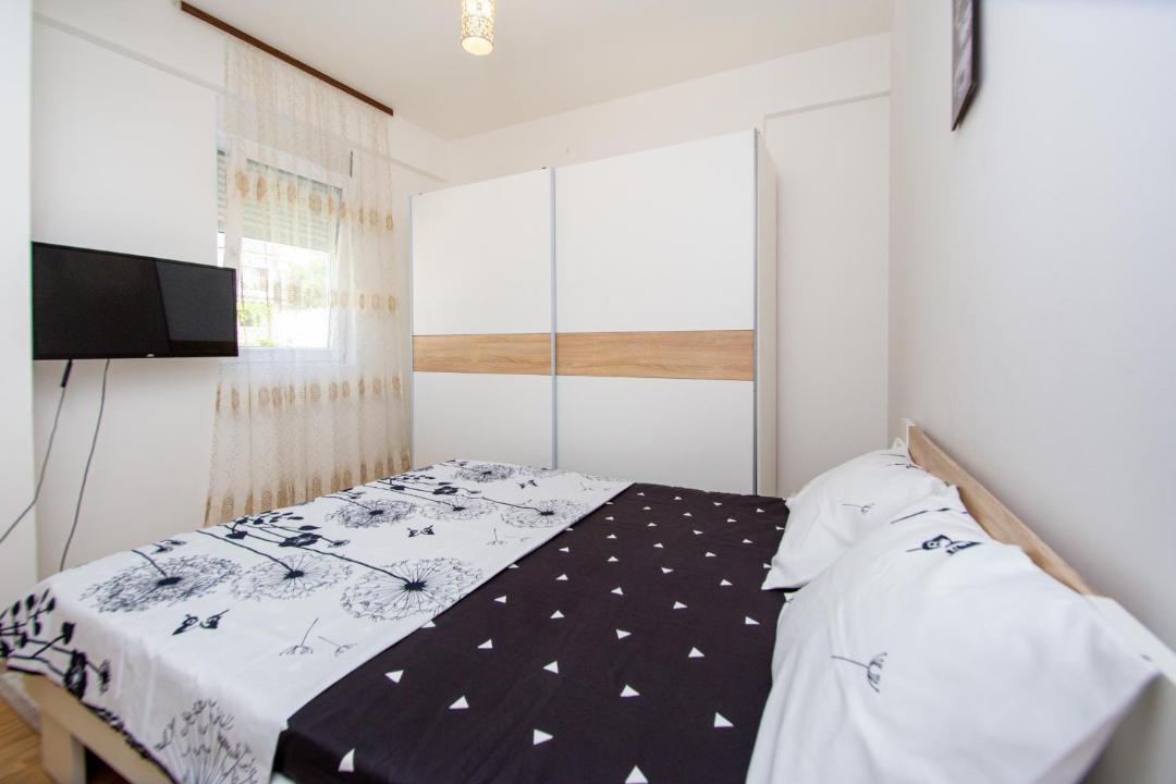 Photo of Bedroom in Podmaine