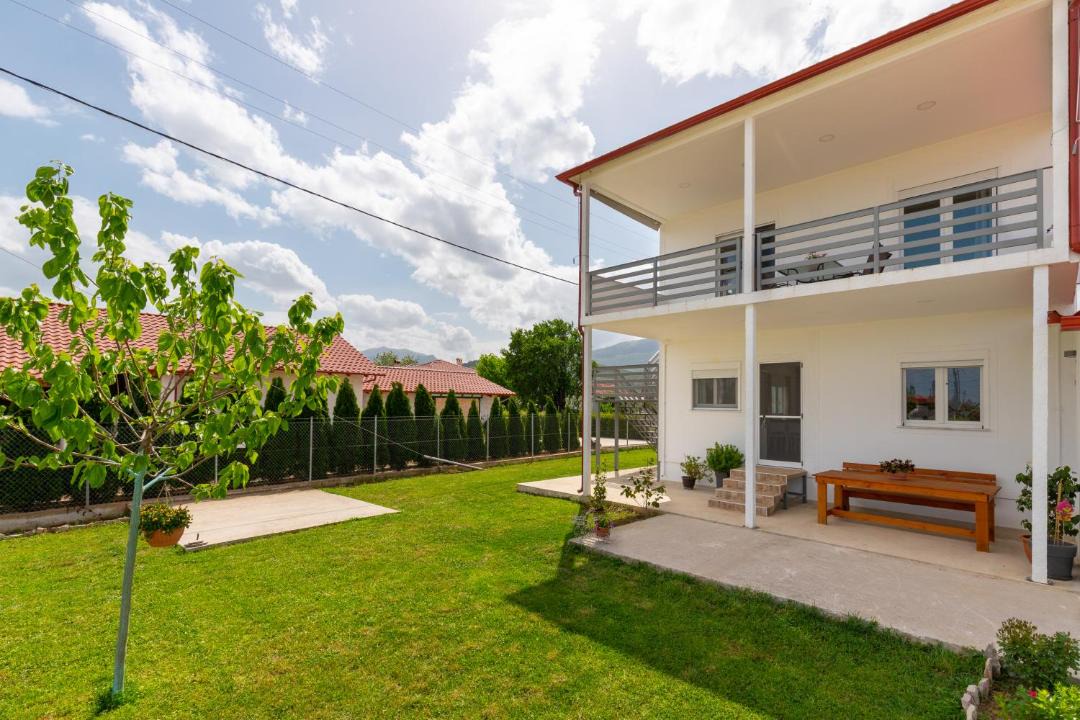 Photo of Others in Gomfoi