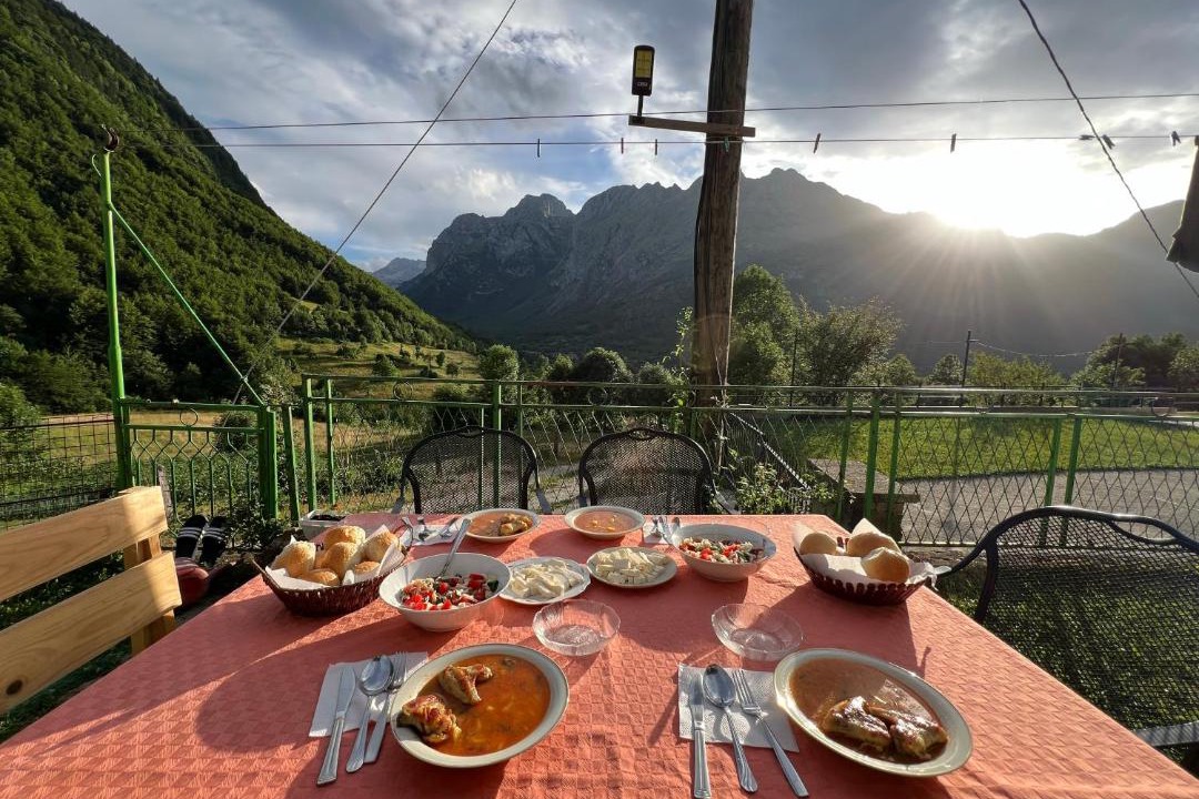 Photo of Others in Vusanje