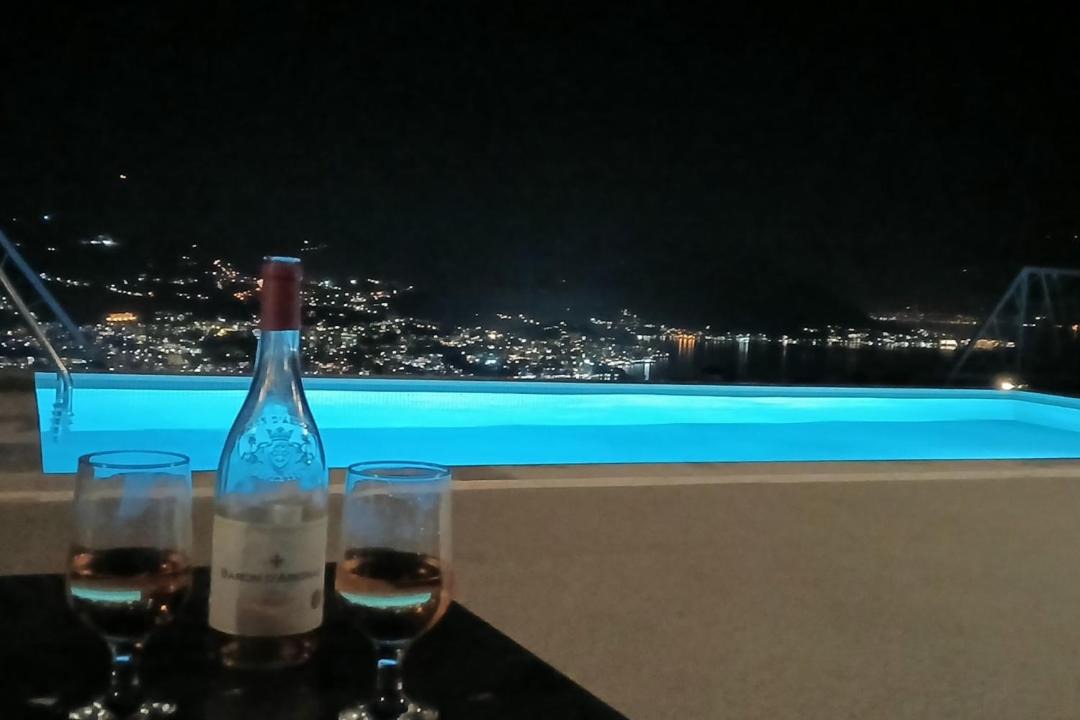 Photo of Patio Balcony in Igalo