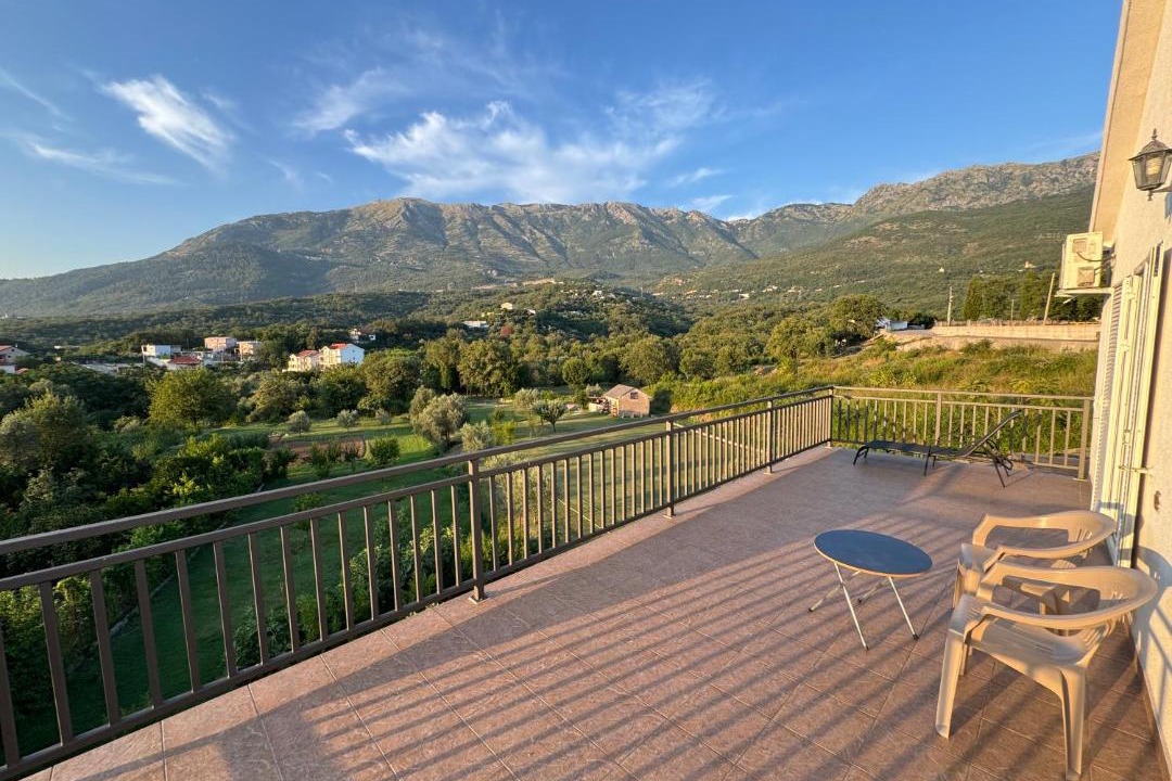 Photo of Patio Balcony in Radanovici