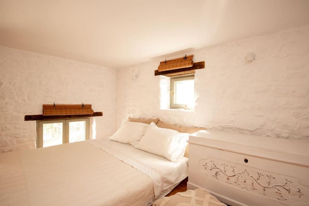 Photo of Bedroom in Telendos