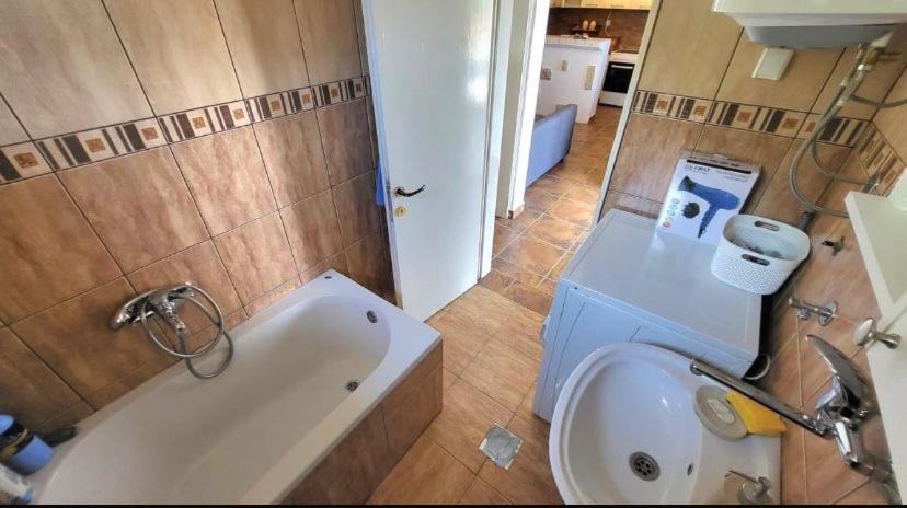 Photo of Bathroom in Karuc