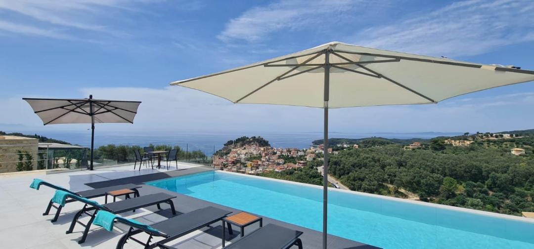 Photo of Others in Parga