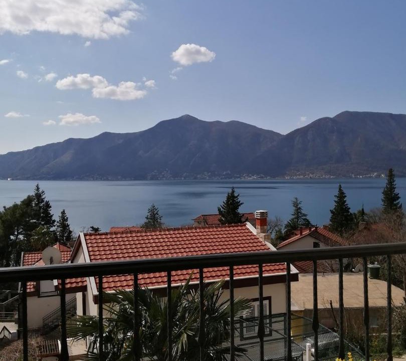 Photo of Patio Balcony in Orahovac