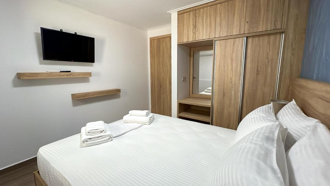 Photo of Others in Lazarata