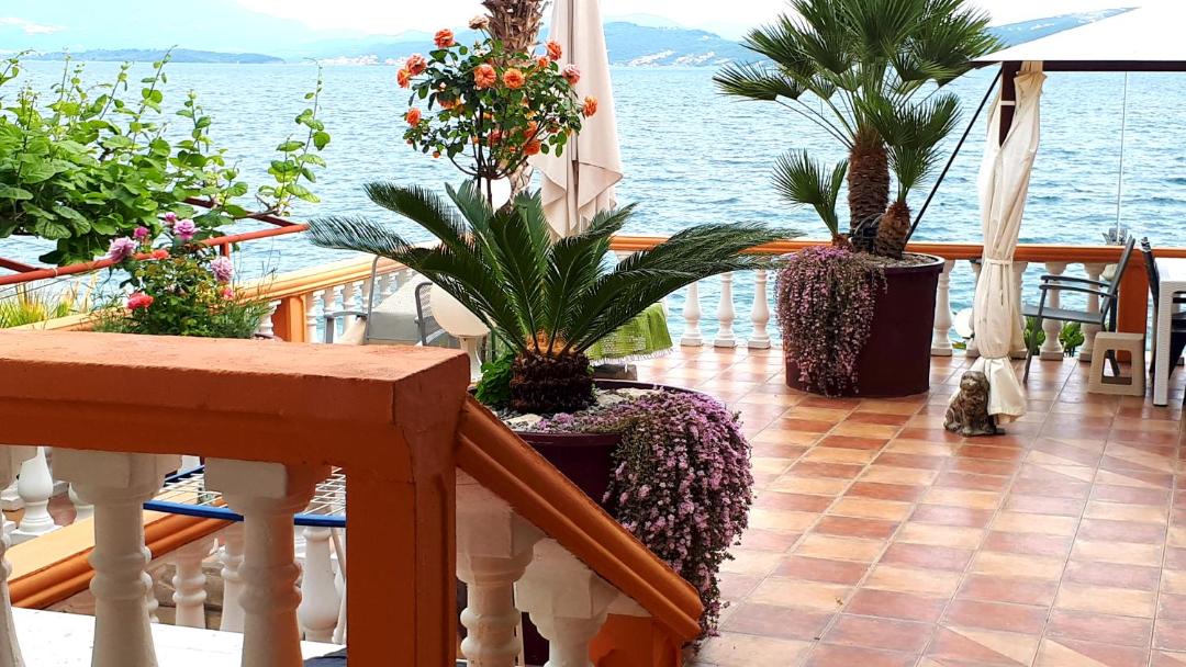 Photo of Patio Balcony in Bijela