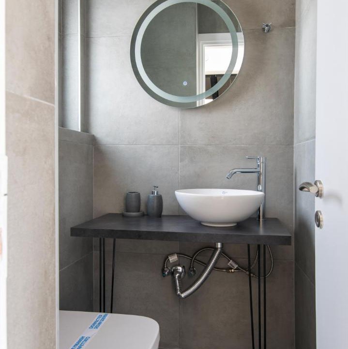 Photo of Bathroom in Ampelokipoi