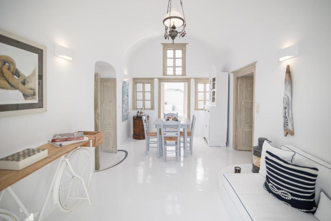Photo of Others in Oia