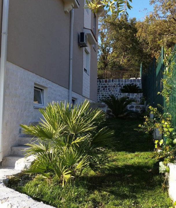 Photo of Others in Mojdez