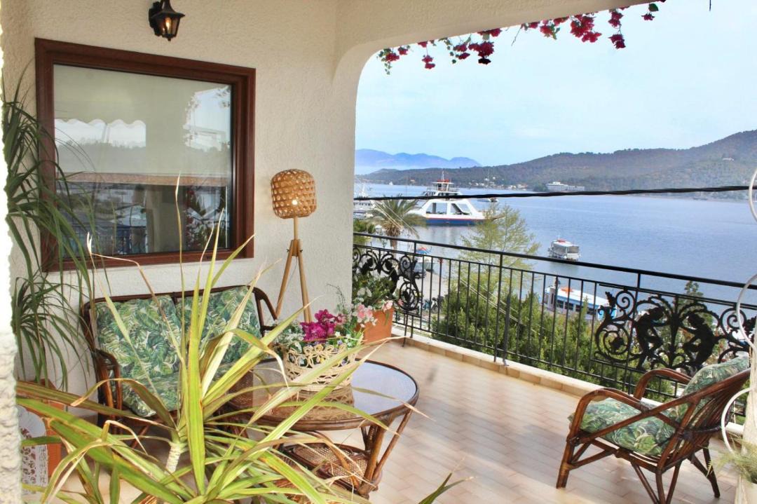 Photo of Patio Balcony in Galatas