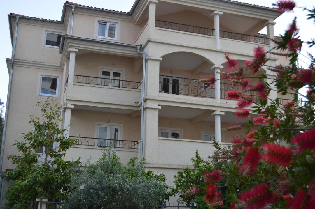 Photo of Others in Babilonija