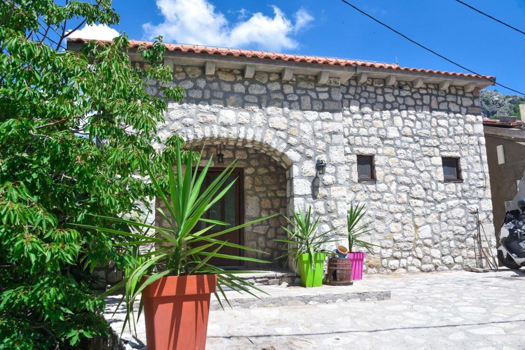 Photo of Buildings in Seoca