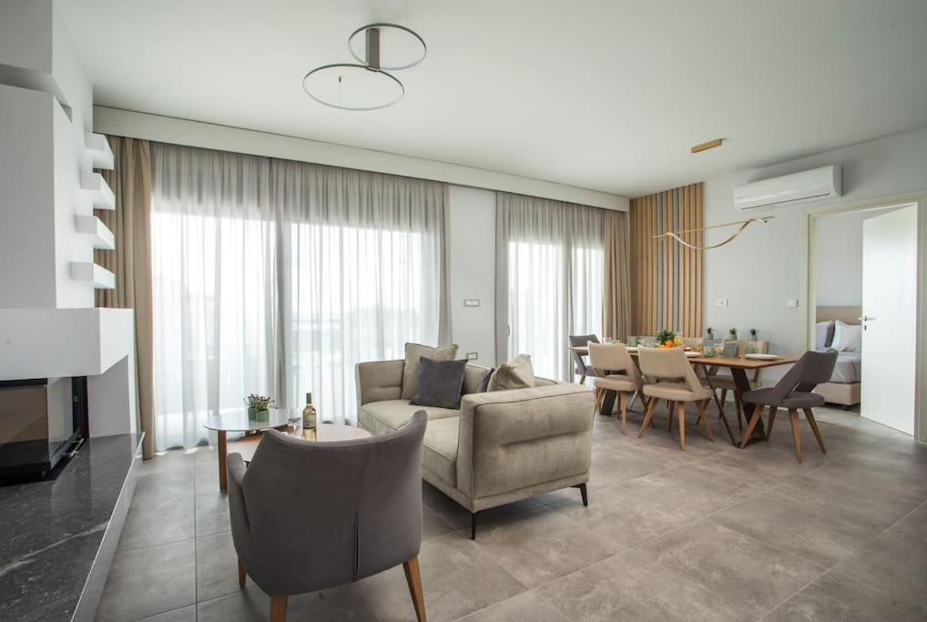 Photo of Livingroom in Lahania