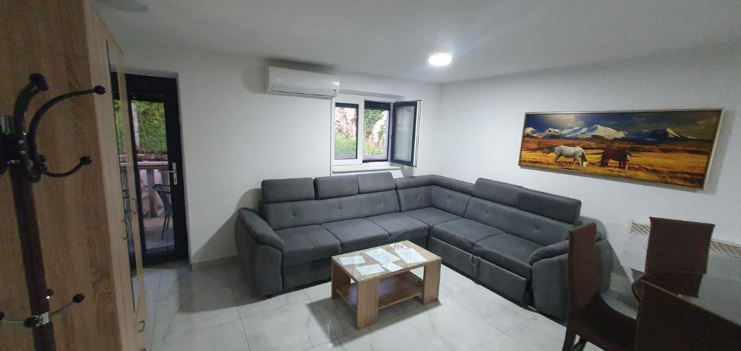 Photo of Livingroom in Lepetane