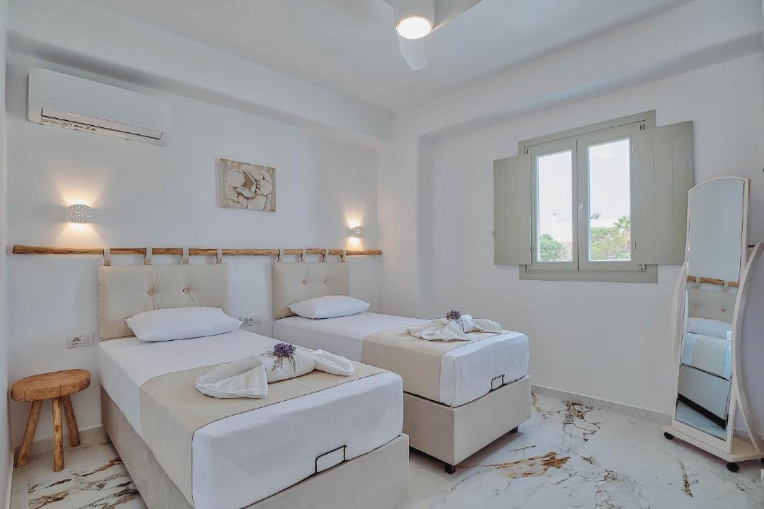 Photo of Others in Antiparos
