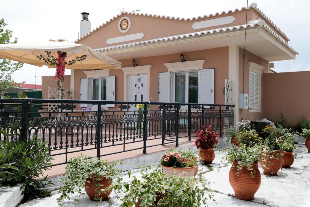 Photo of Others in Neromilos