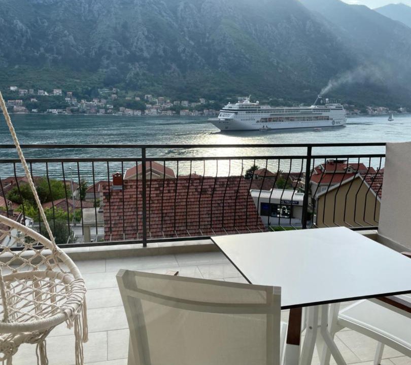 Photo of Others in Kotor