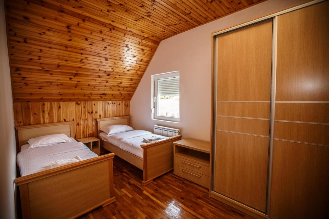 Photo of Others in Razvrsje