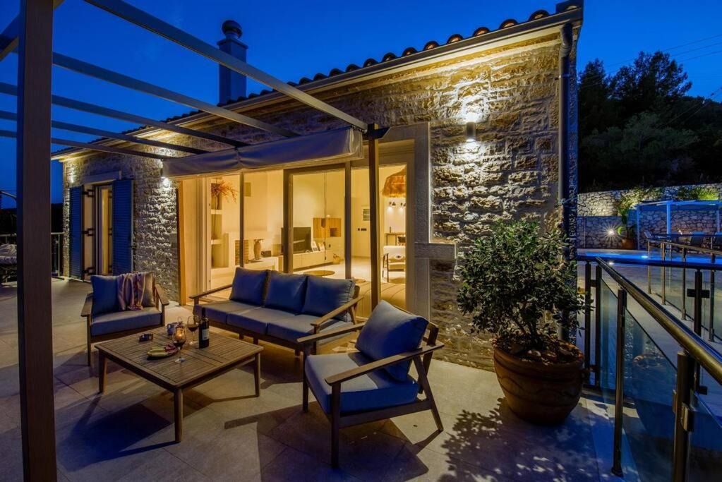 Photo of Patio Balcony in Gaios