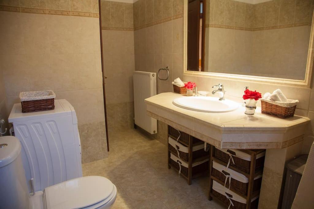 Photo of Bathroom in Angon