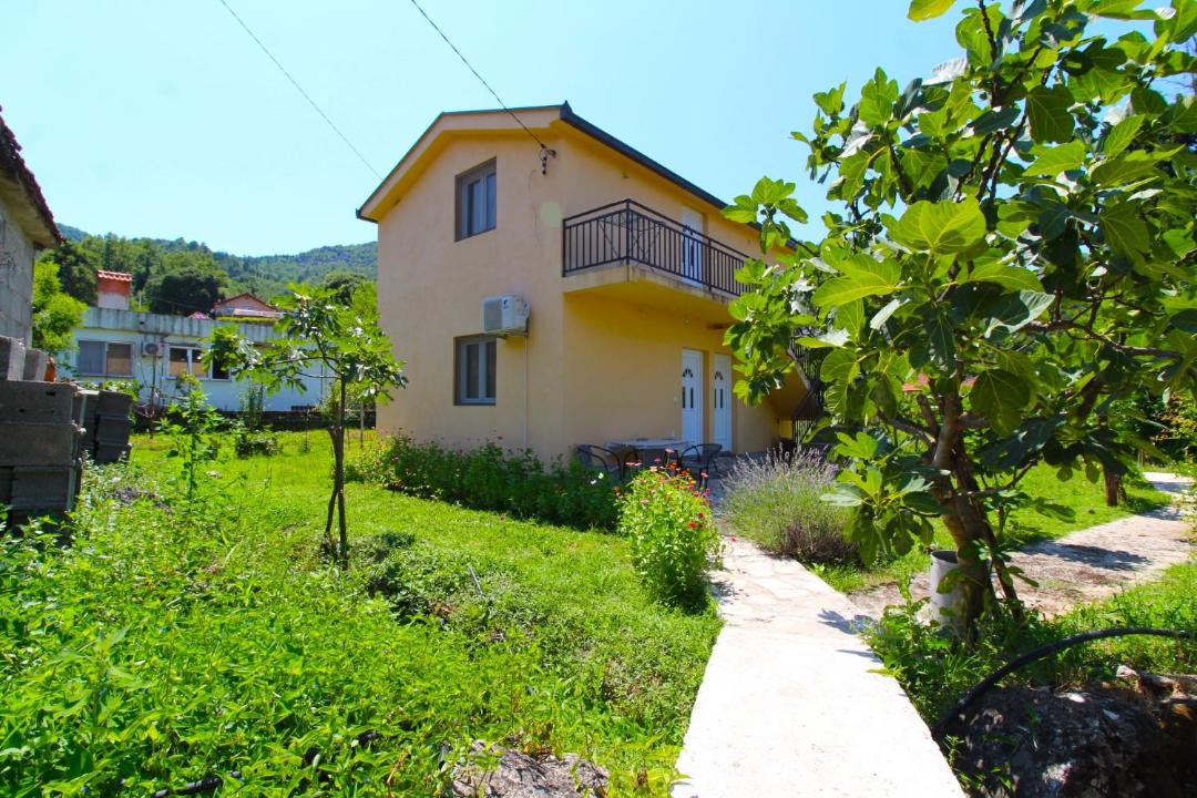 Photo of Buildings in Karuc