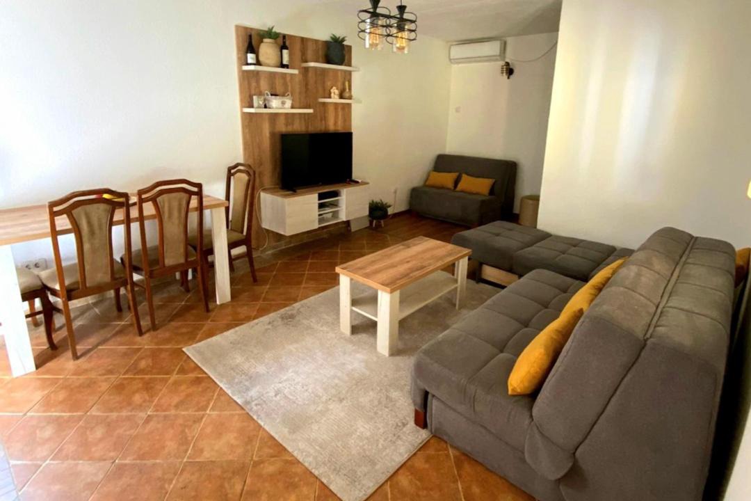 Photo of Livingroom in Mahala