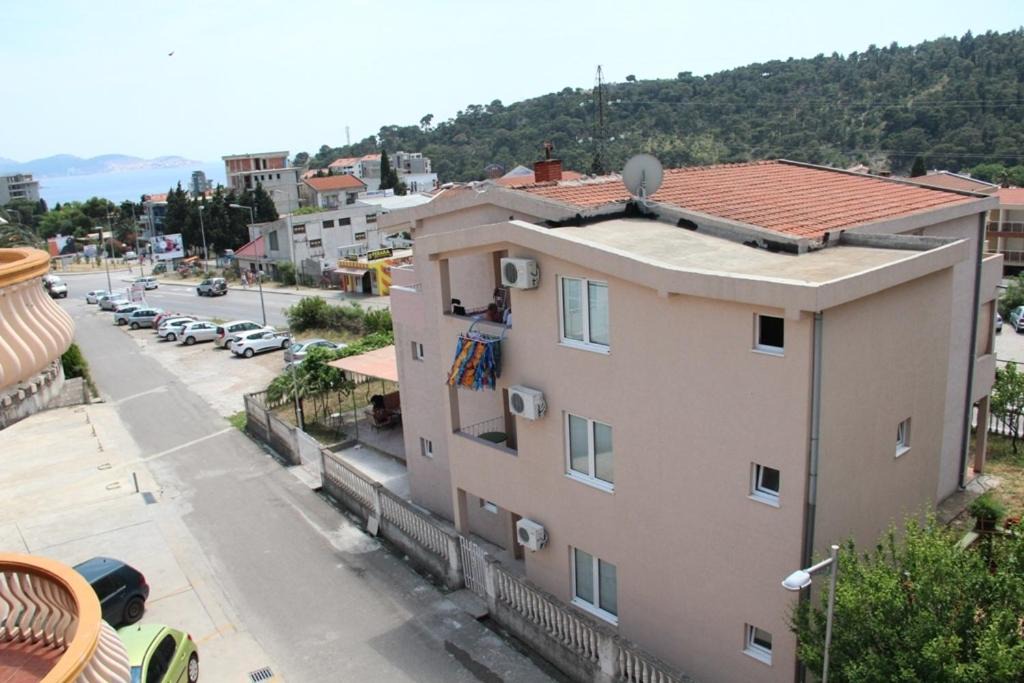 Photo of Others in Sutomore