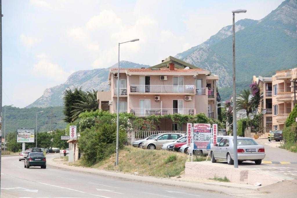 Photo of Others in Sutomore