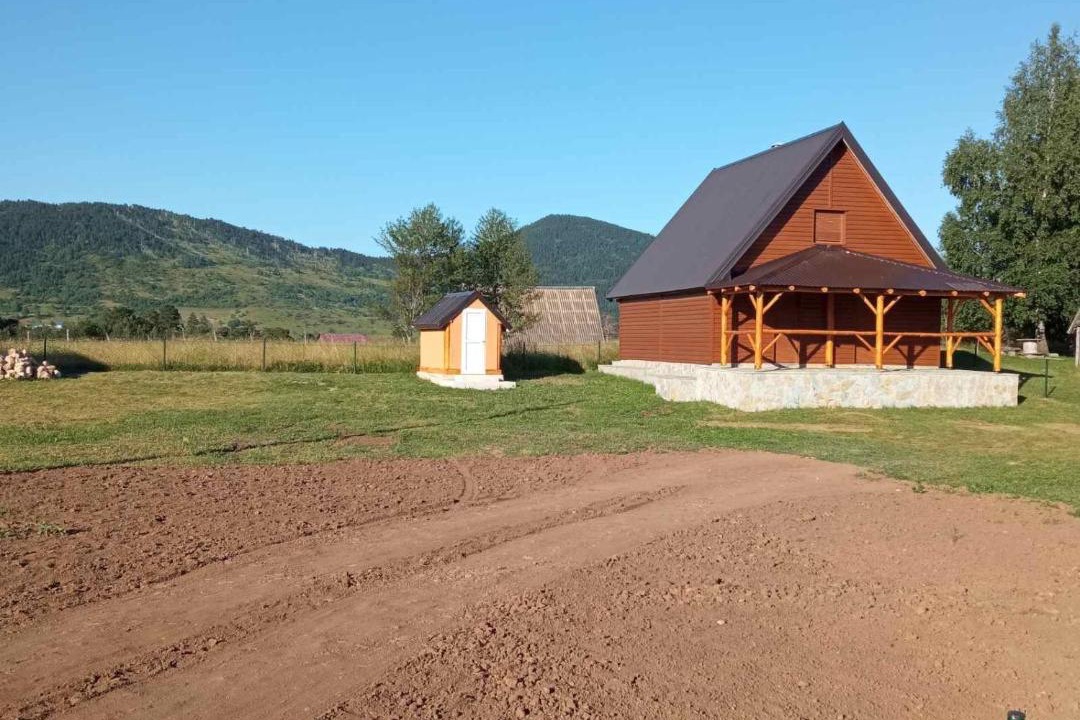 Photo of Buildings in Zabljak