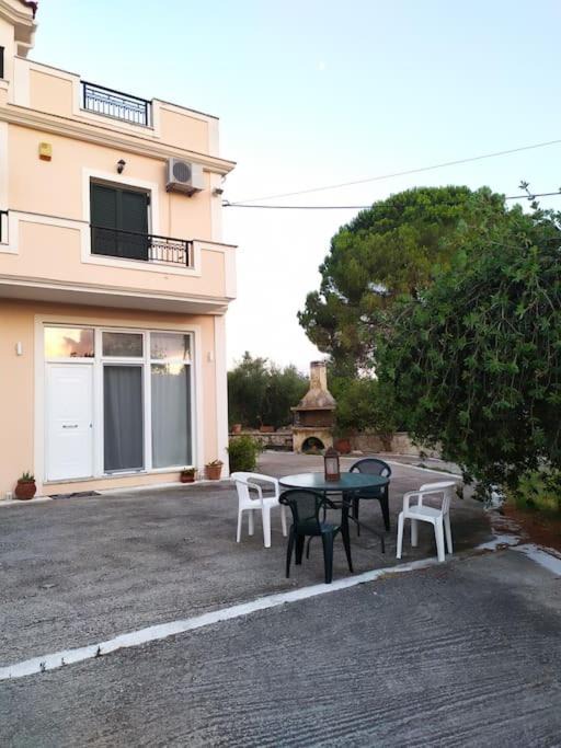 Photo of Buildings in Agrilia