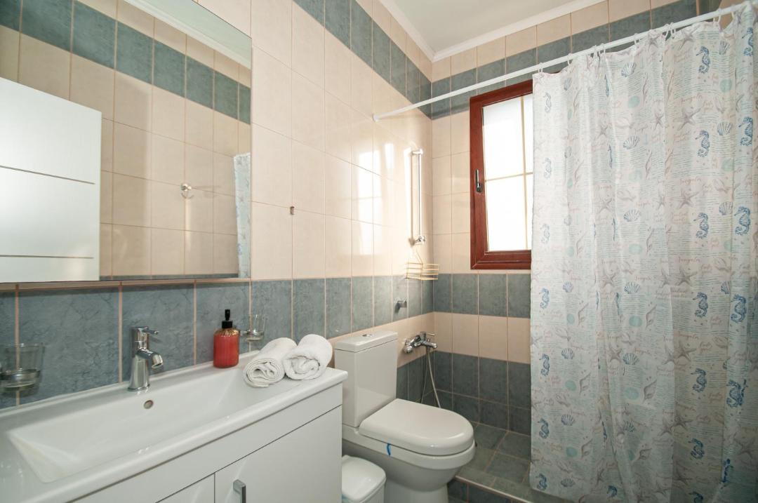 Photo of Bathroom in Gennadi