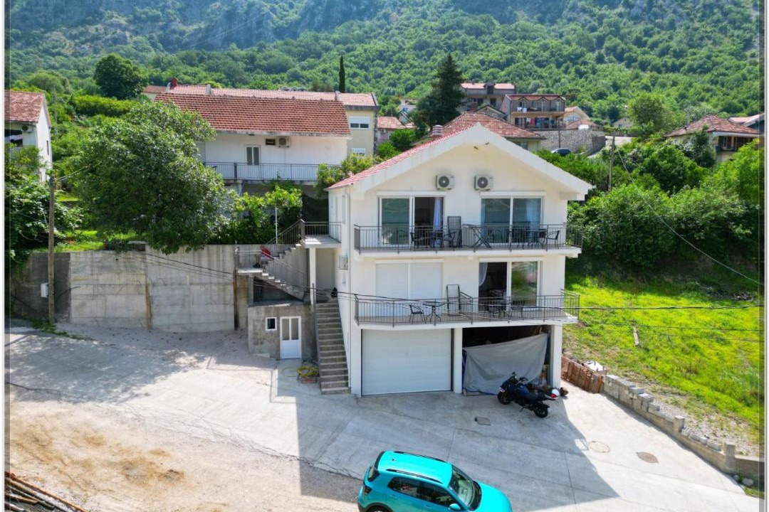 Photo of Others in Risan