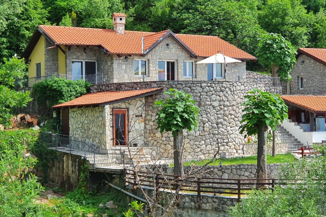 Photo of Others in Lapcici
