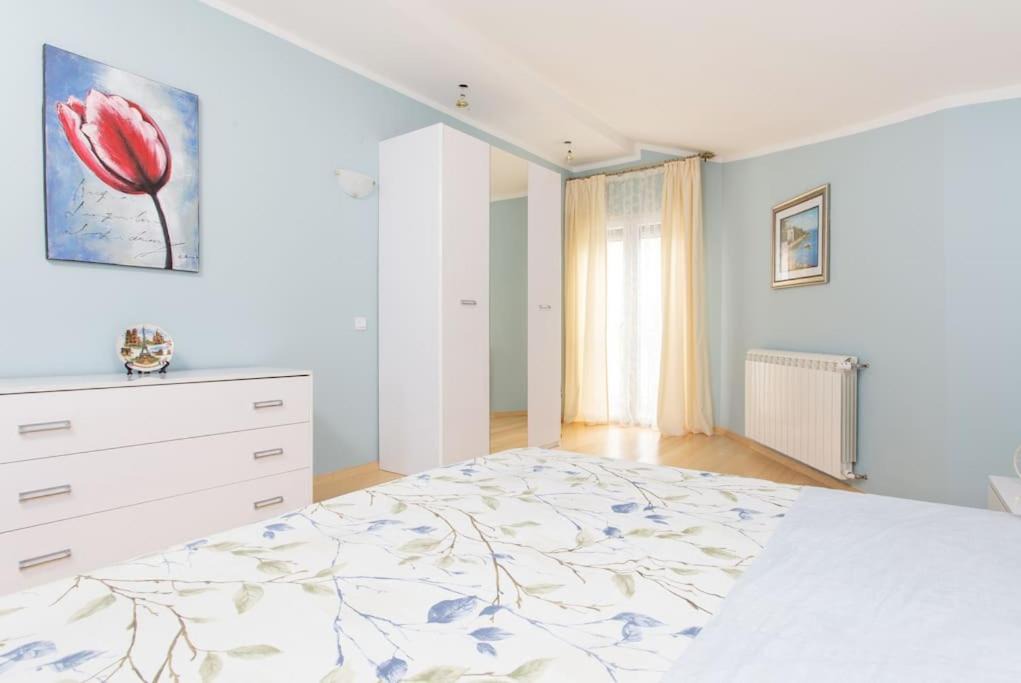Photo of Bedroom in Donji Morinj
