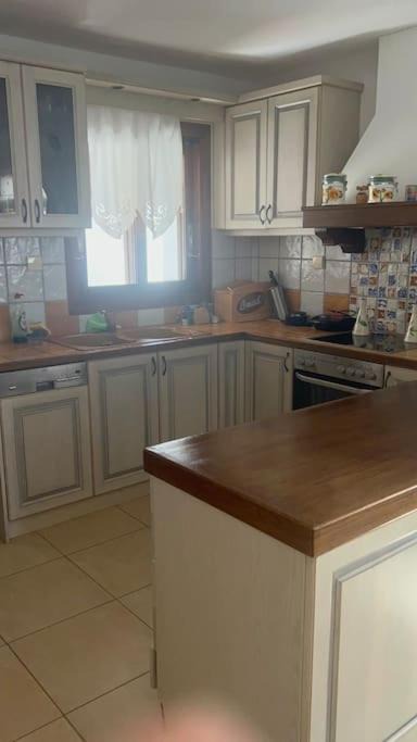 Photo of Kitchen in Plepi