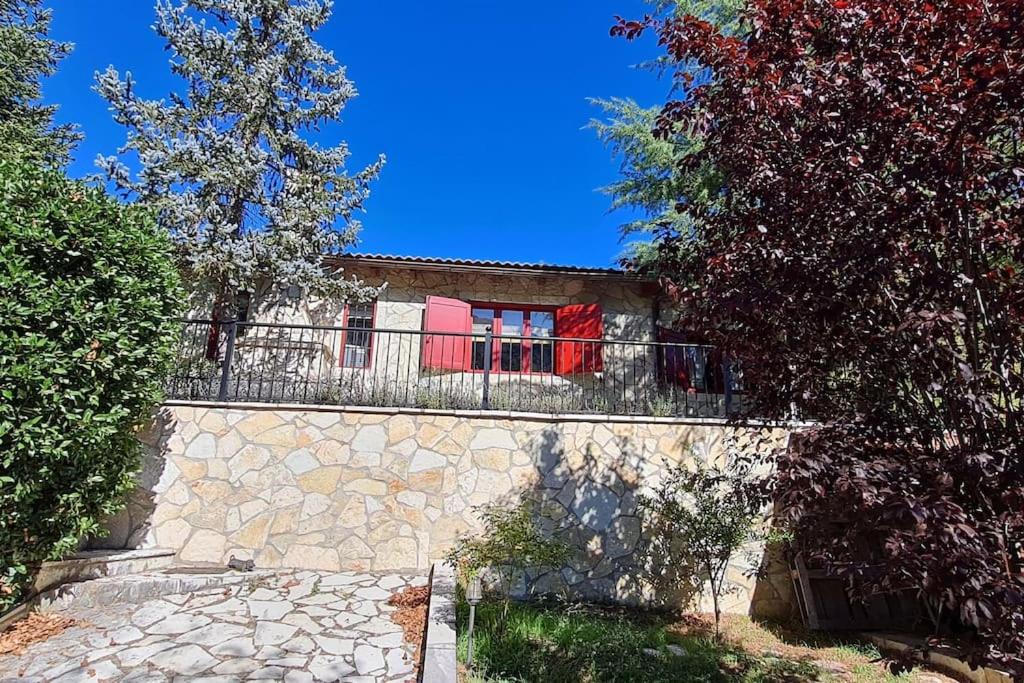 Photo of Buildings in Kertezi