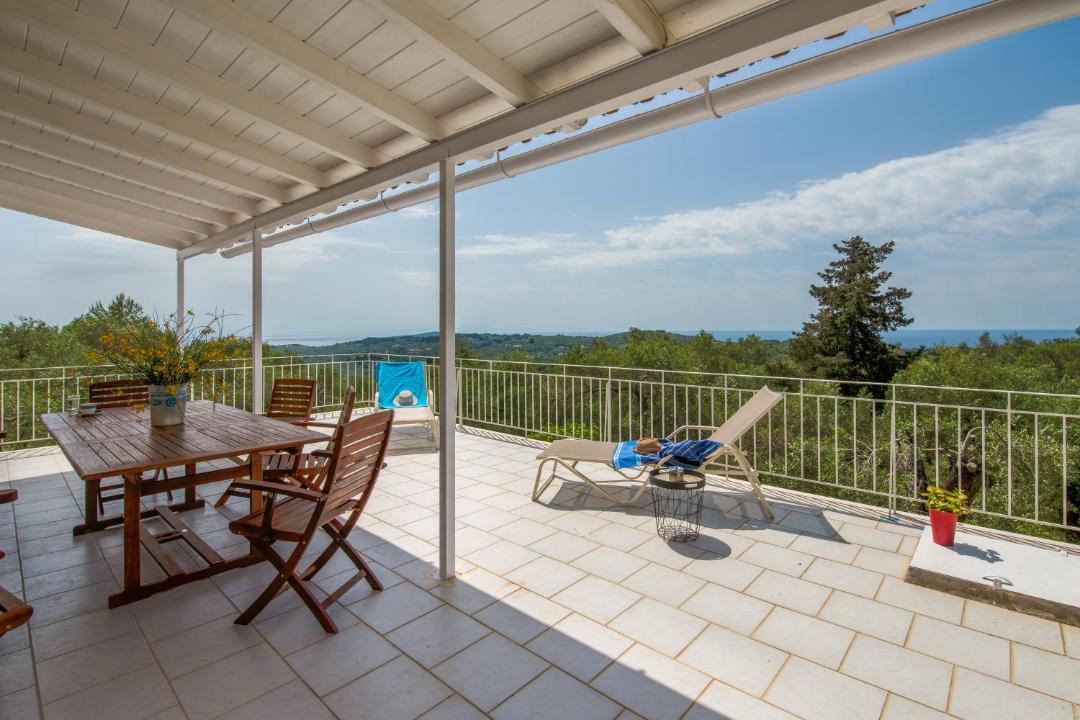 Photo of Patio Balcony in Vlachopoulatika
