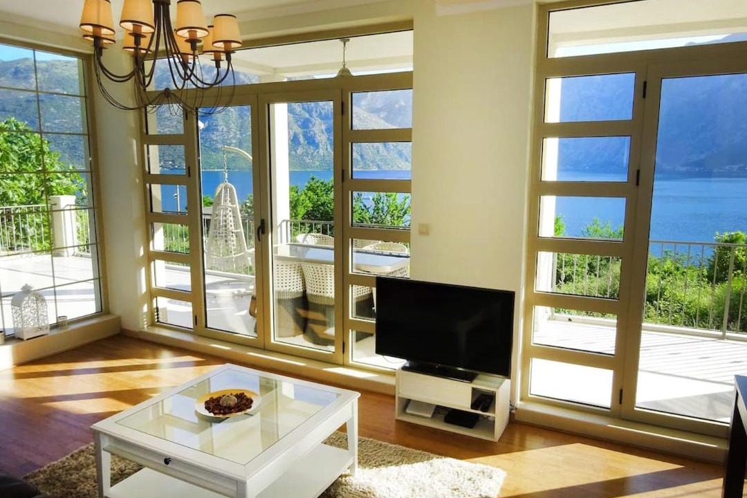 Photo of Livingroom in Prcanj