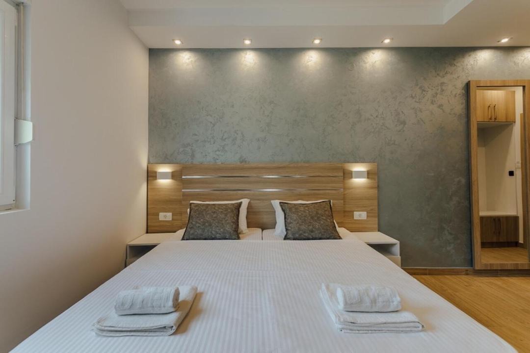 Photo of Bedroom in Igalo