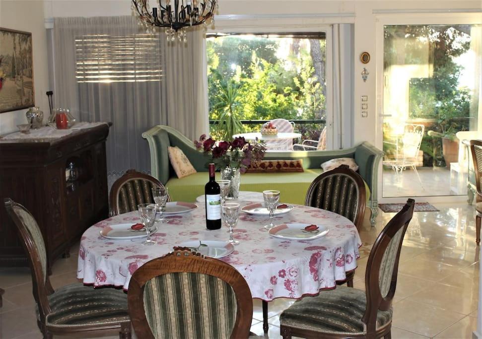 Photo of Livingroom in Varkiza