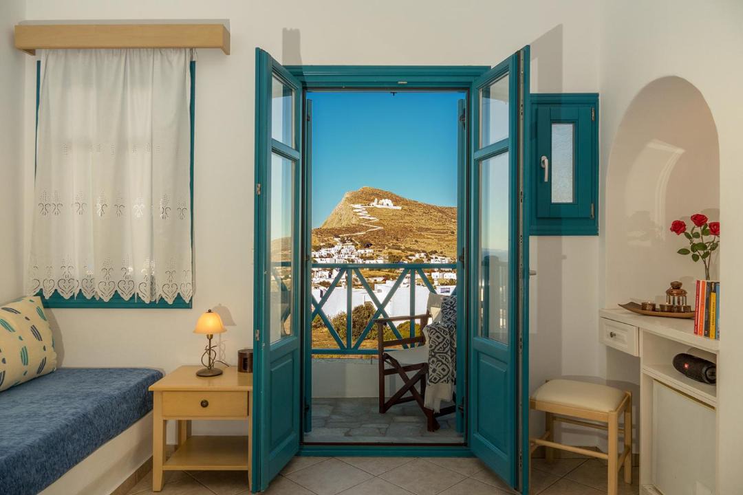 Photo of Others in Chora Folegandros