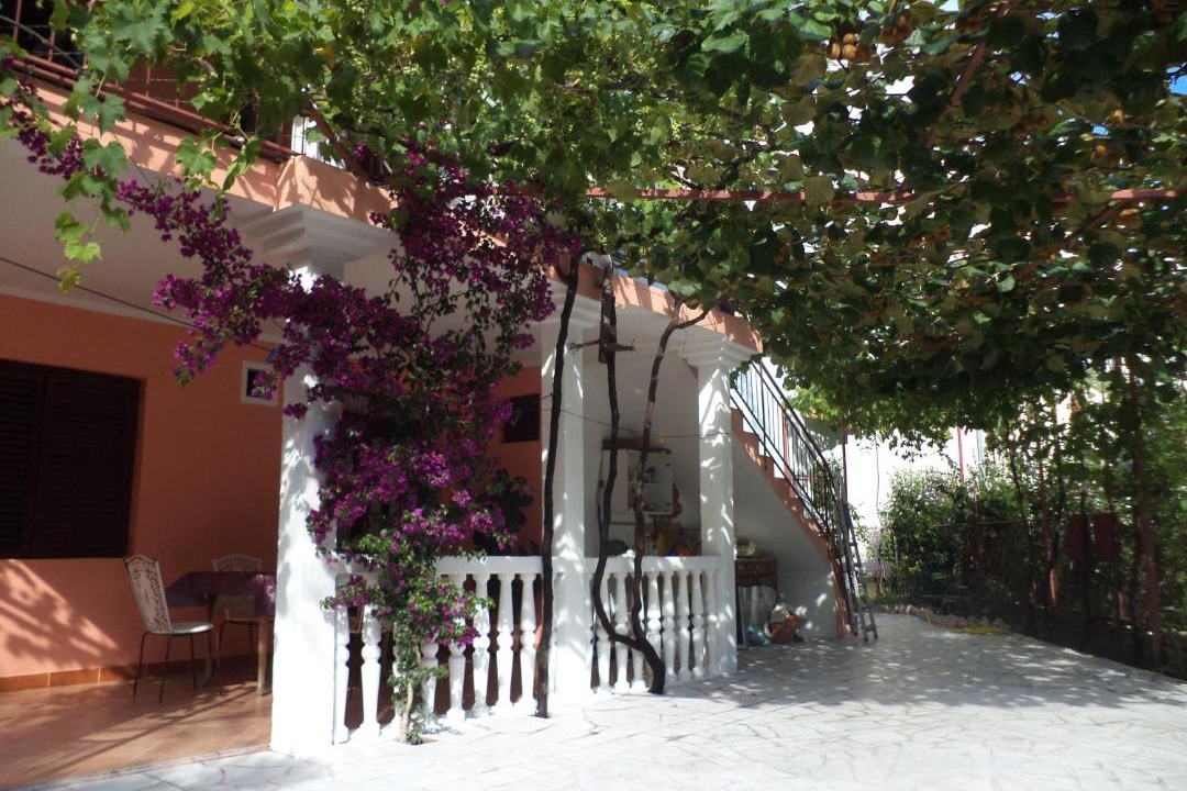 Photo of Others in Babilonija
