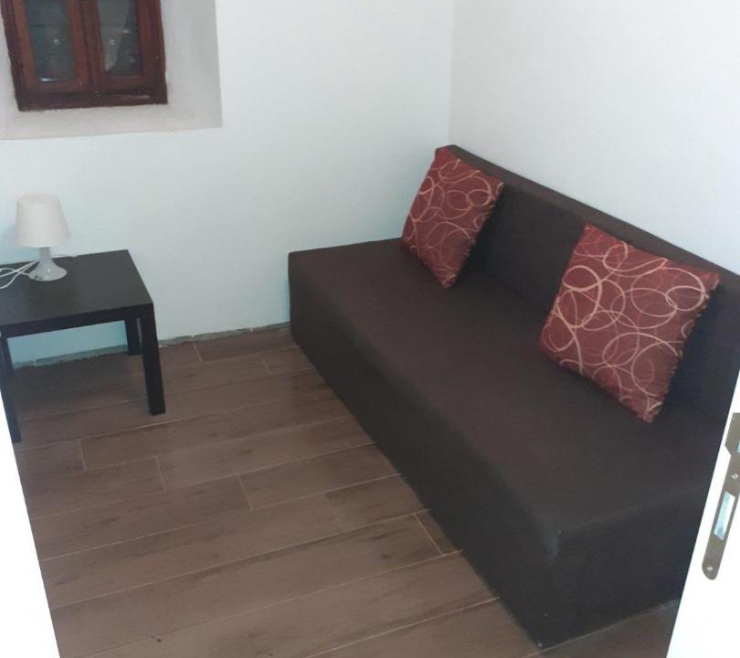 Photo of Livingroom in Rose