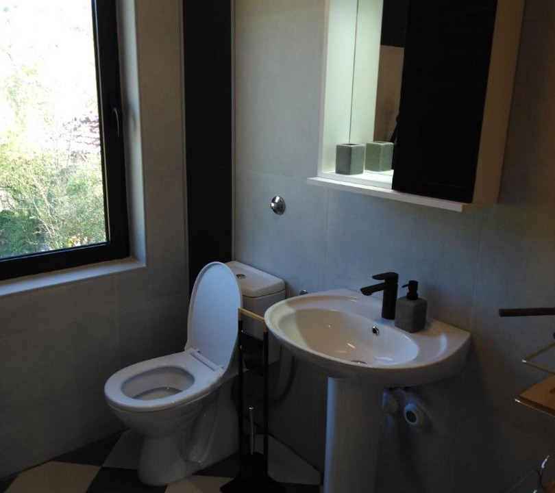 Photo of Bathroom in Karuc