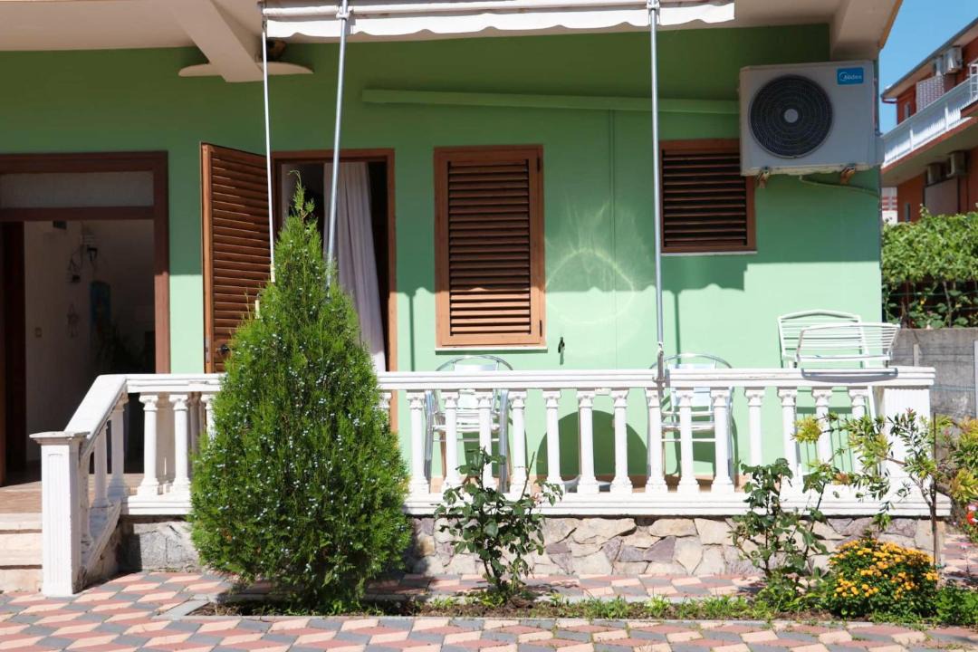Photo of Others in Velipoje